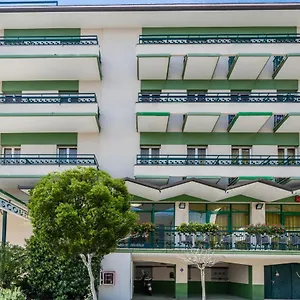 ** Hotel Viscount Italia
